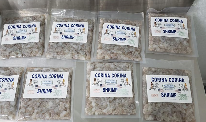 multiple vacuum-pack packages of Corina Corina shrimp
